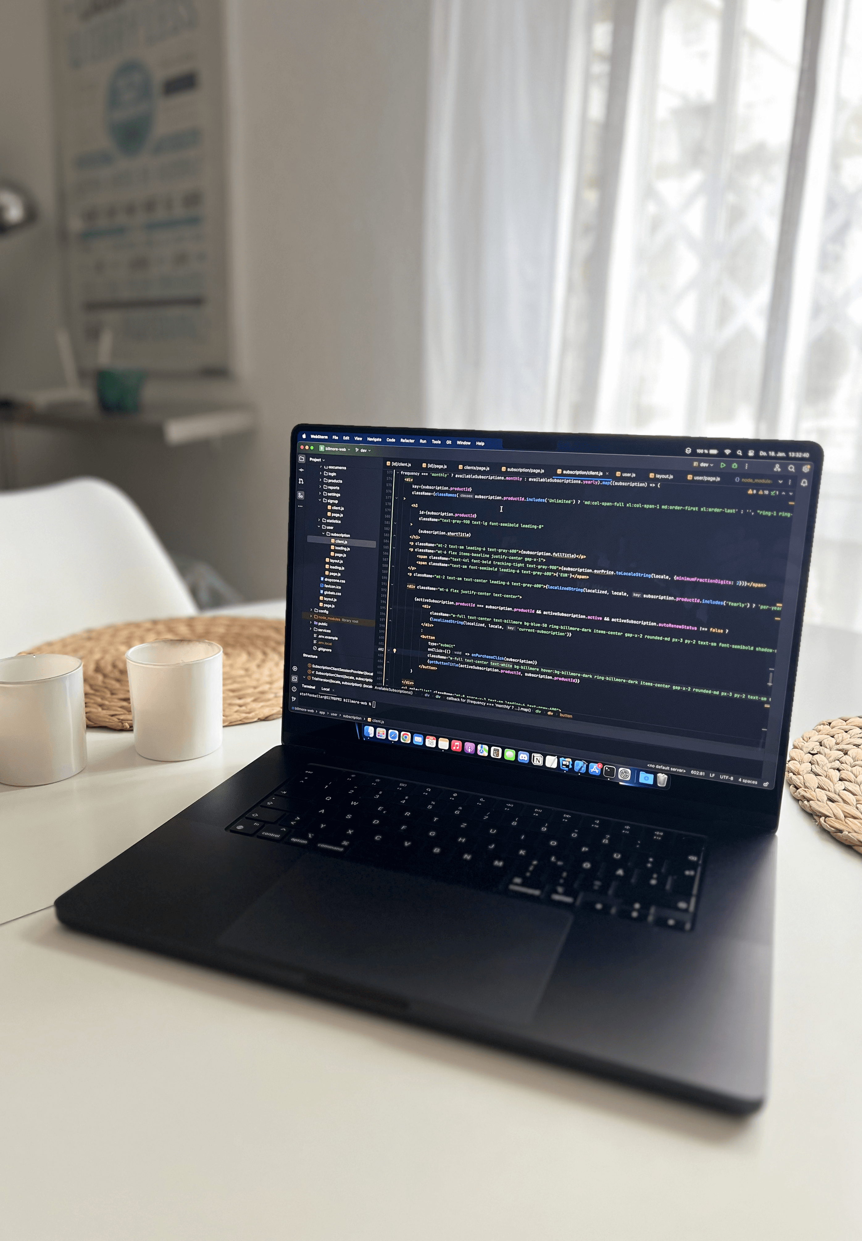 Laptop - Web, Design & Entwicklung